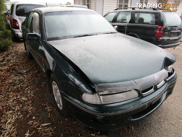 Holden Commodore VS sedan 5/96 (Wrecking)