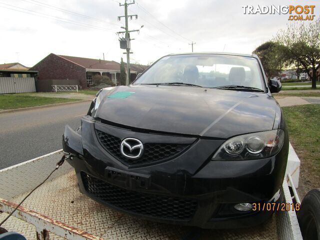 Mazda 3 Maxx Sports Sedan Black 9/2008 (WRECKING) - photo 4 of 5