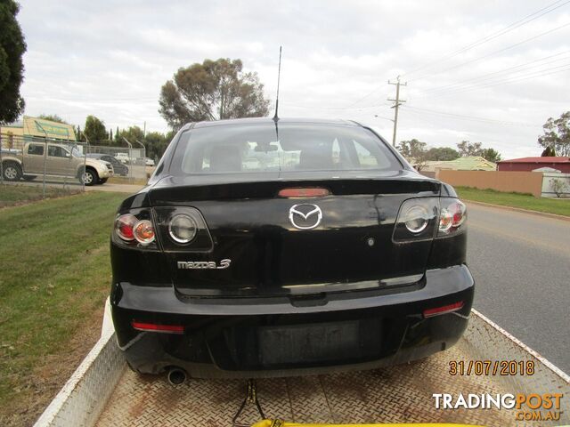 Mazda 3 Maxx Sports Sedan Black 9/2008 (WRECKING) - photo 3 of 5
