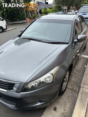 2010 Honda Accord 8TH GENERATION Sedan Automatic - photo 1 of 12