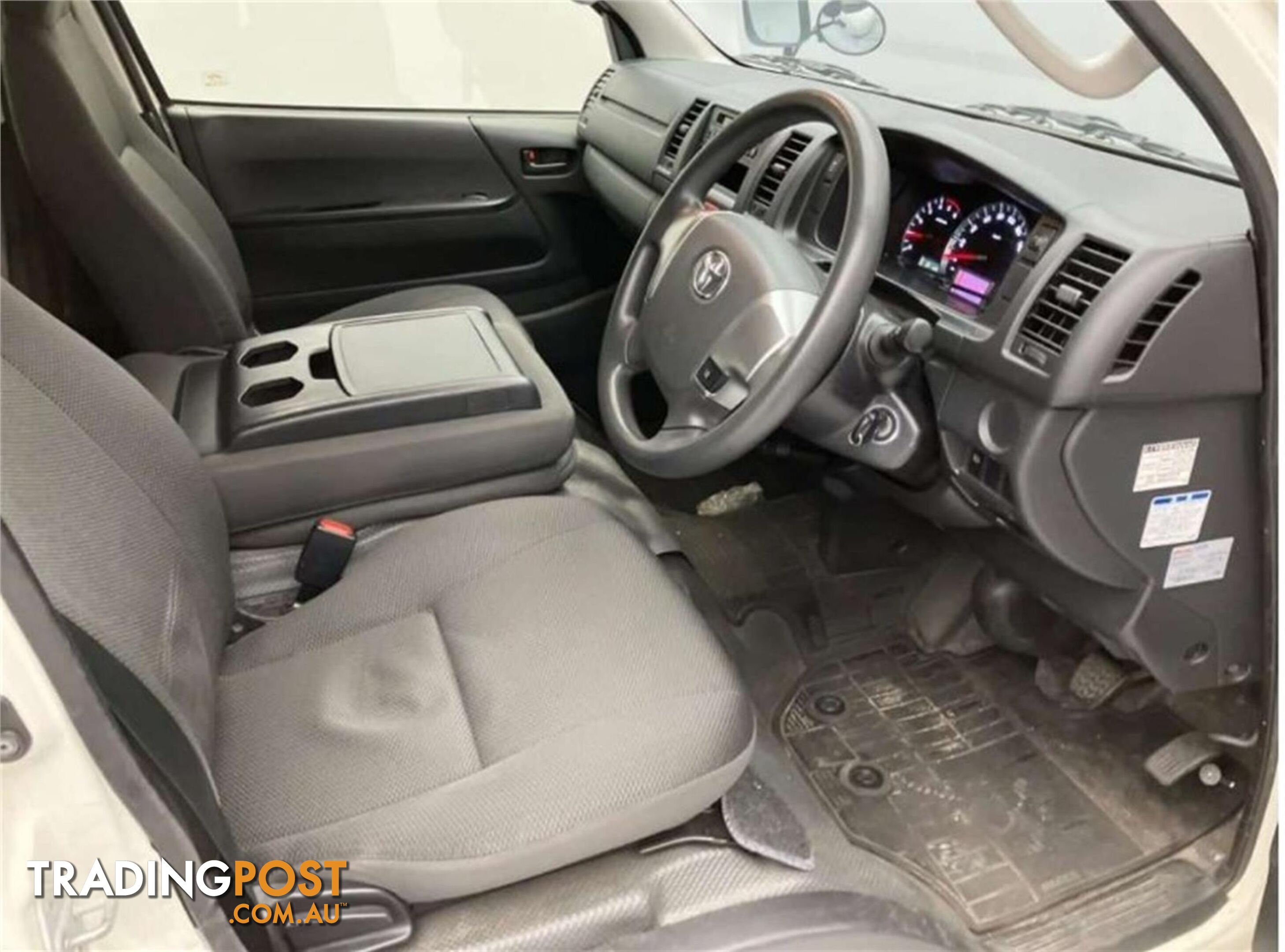 2019 TOYOTA HIACE DX GDH206 5D VAN