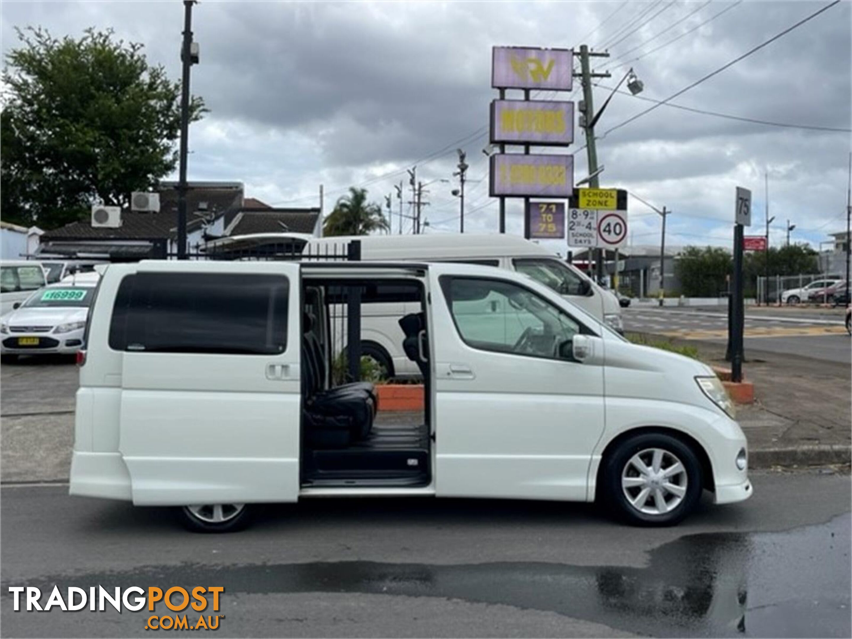 2007 NISSAN ELGRAND HIGHWAYSTAR E51 5D WAGON