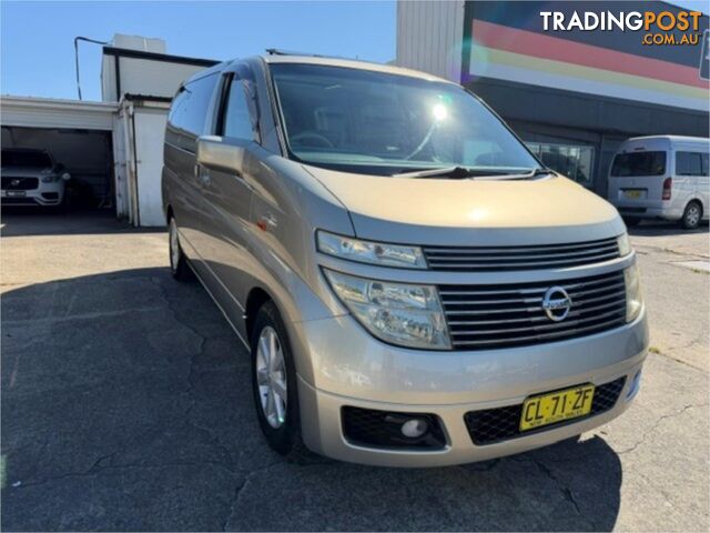 2004 NISSAN ELGRAND XL E51 5D WAGON