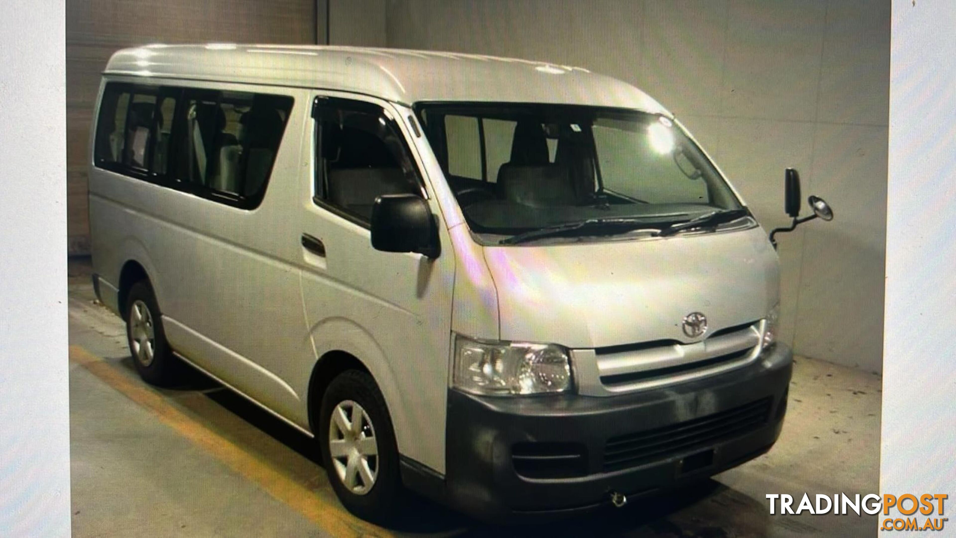 2005 TOYOTA HIACE  TRH214 4D VAN