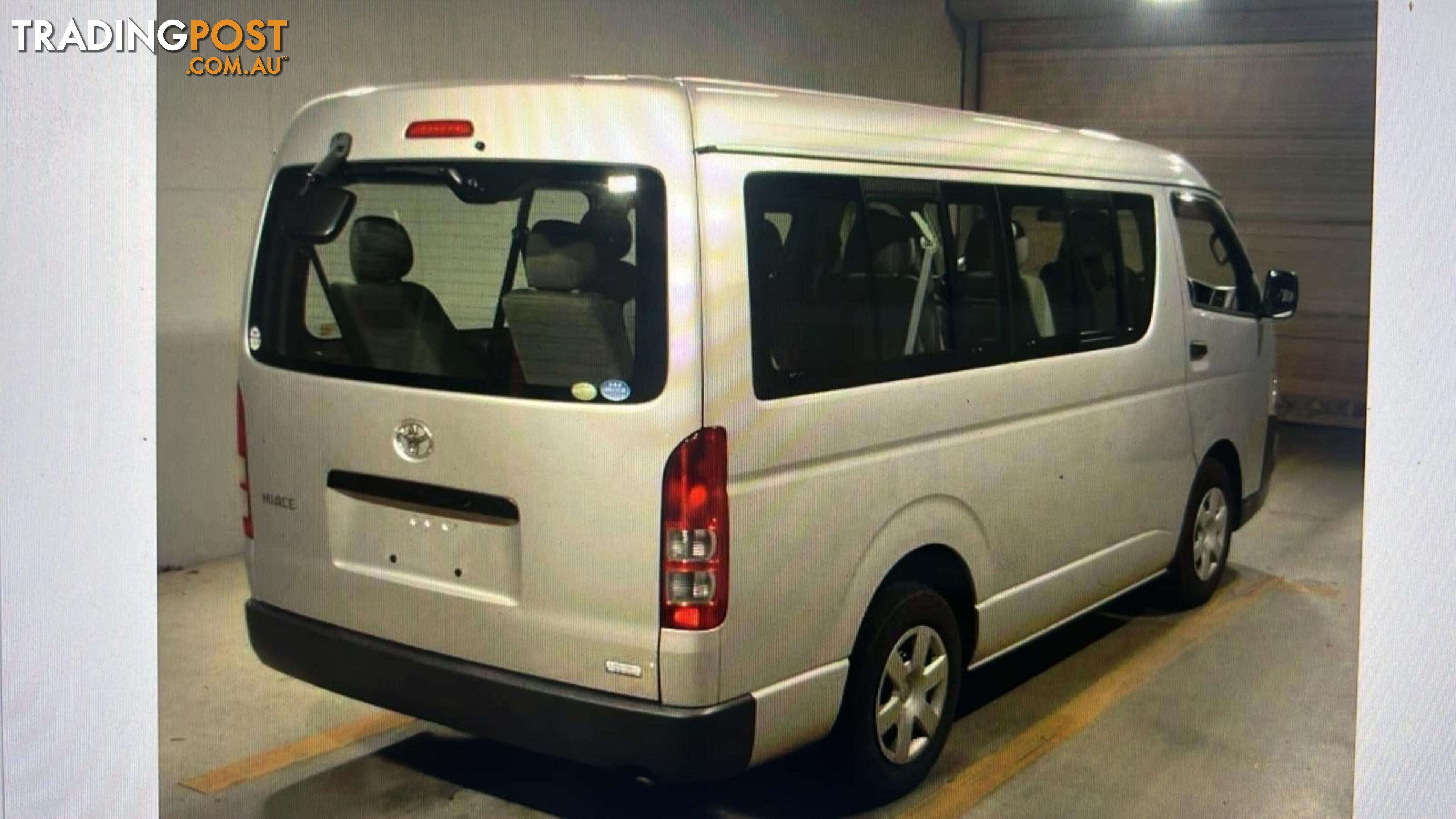 2005 TOYOTA HIACE  TRH214 4D VAN