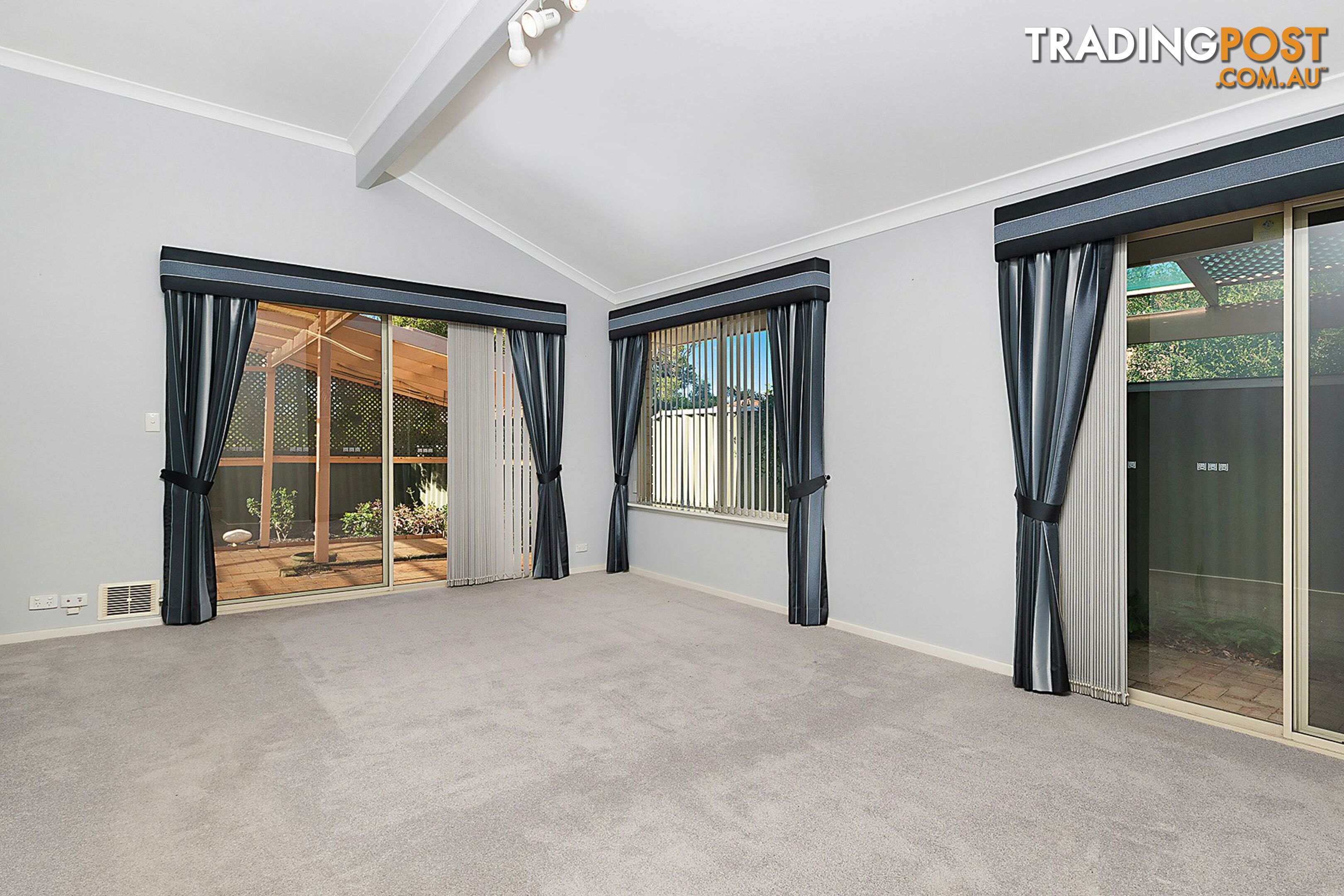 10A Athel Court LEEMING WA 6149