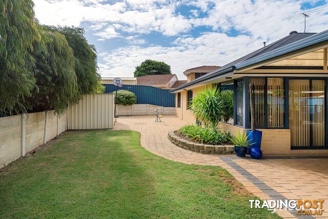 11 Witney Place LEEMING WA 6149