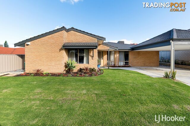 9 Merrifield Circle LEEMING WA 6149