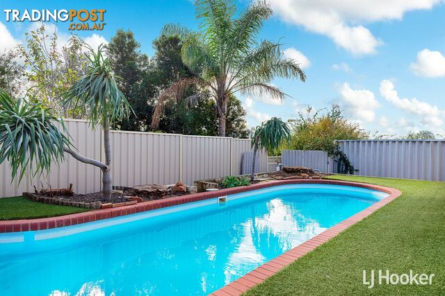 37 Merrifield Circle LEEMING WA 6149