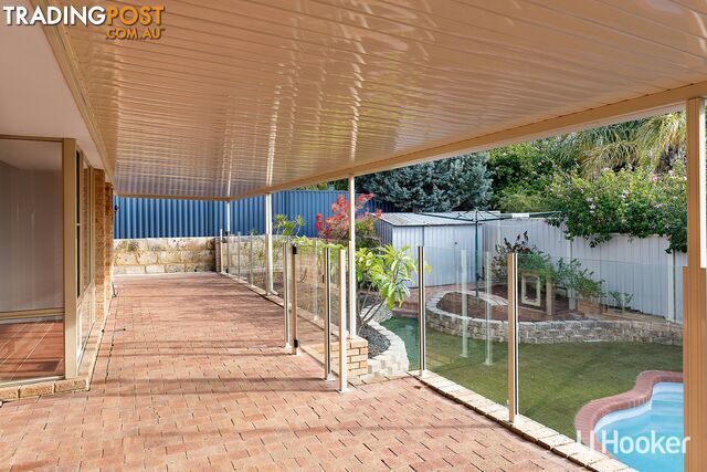 37 Merrifield Circle LEEMING WA 6149