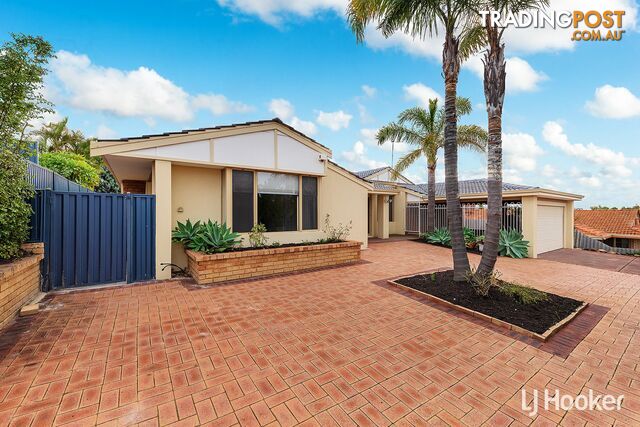 37 Merrifield Circle LEEMING WA 6149