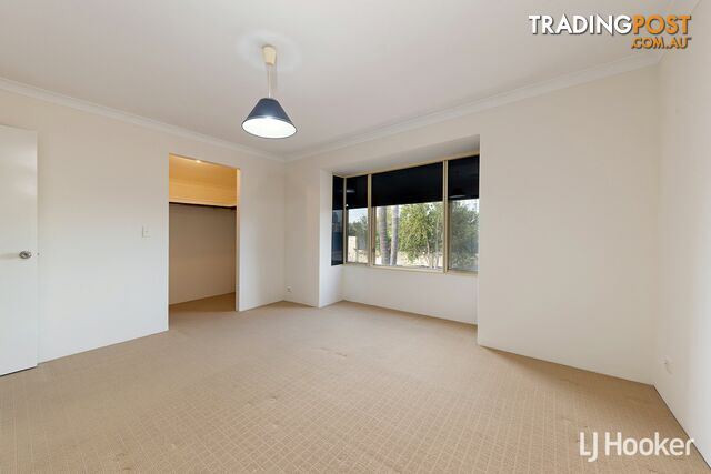 37 Merrifield Circle LEEMING WA 6149