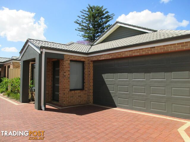 33B Banyard Ave KELMSCOTT WA 6111