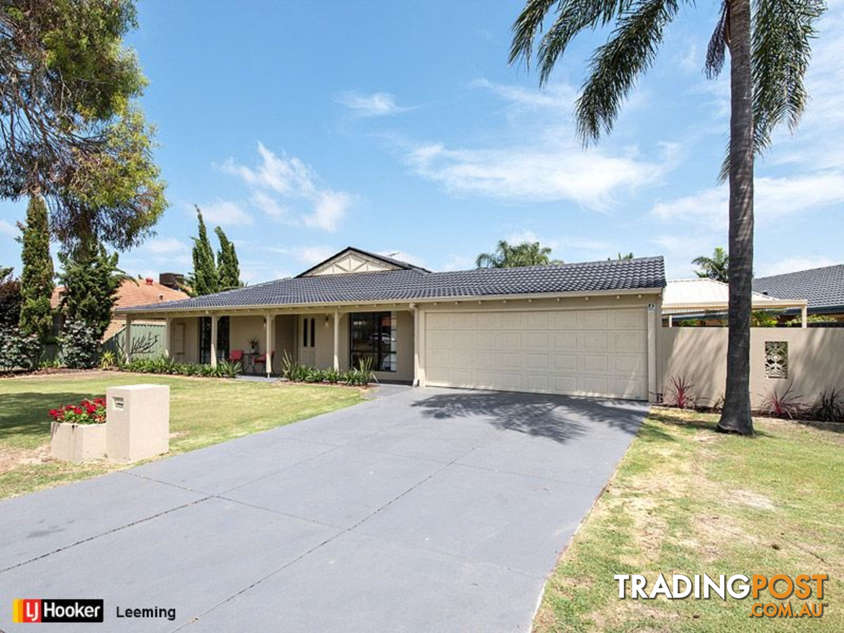 8 Charrington Court LEEMING WA 6149