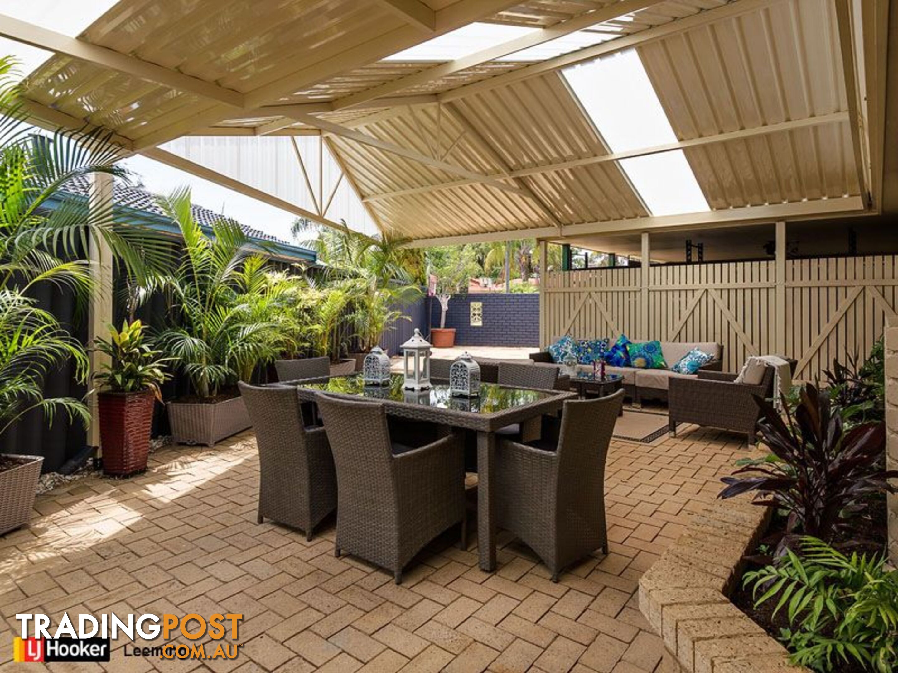 8 Charrington Court LEEMING WA 6149