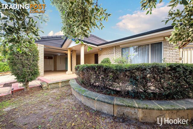 37 Barcombe Way LEEMING WA 6149