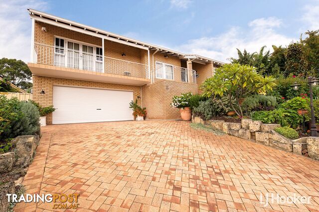 11 Timbrell Way LEEMING WA 6149