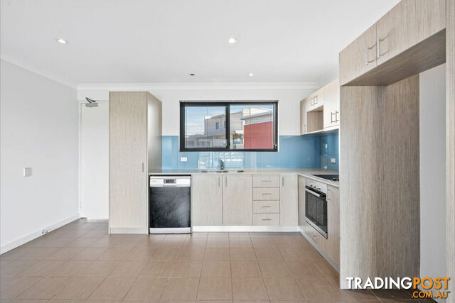 61/2 Molloy Promenade JOONDALUP WA 6027 - photo 4 of 13
