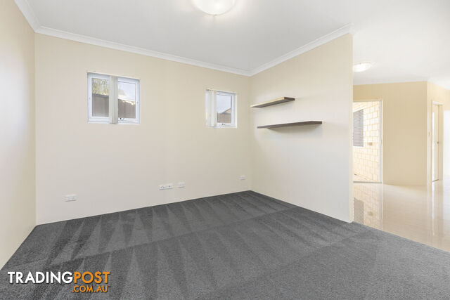 2 Hollywood Heights CLARKSON WA 6030