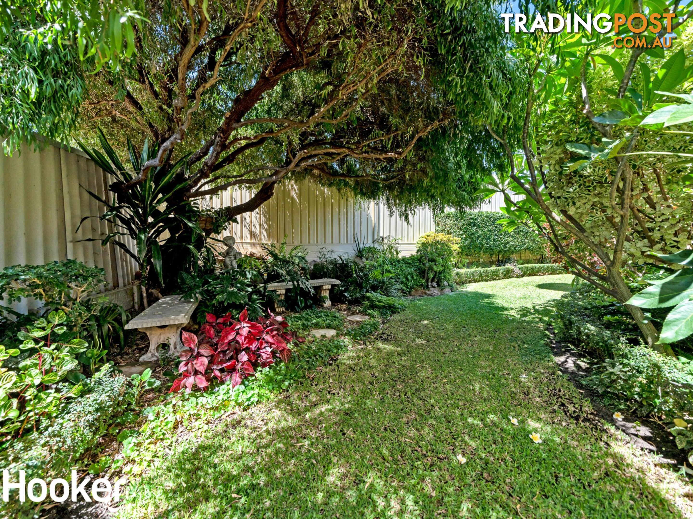 5b Larkfield Vista WOODVALE WA 6026