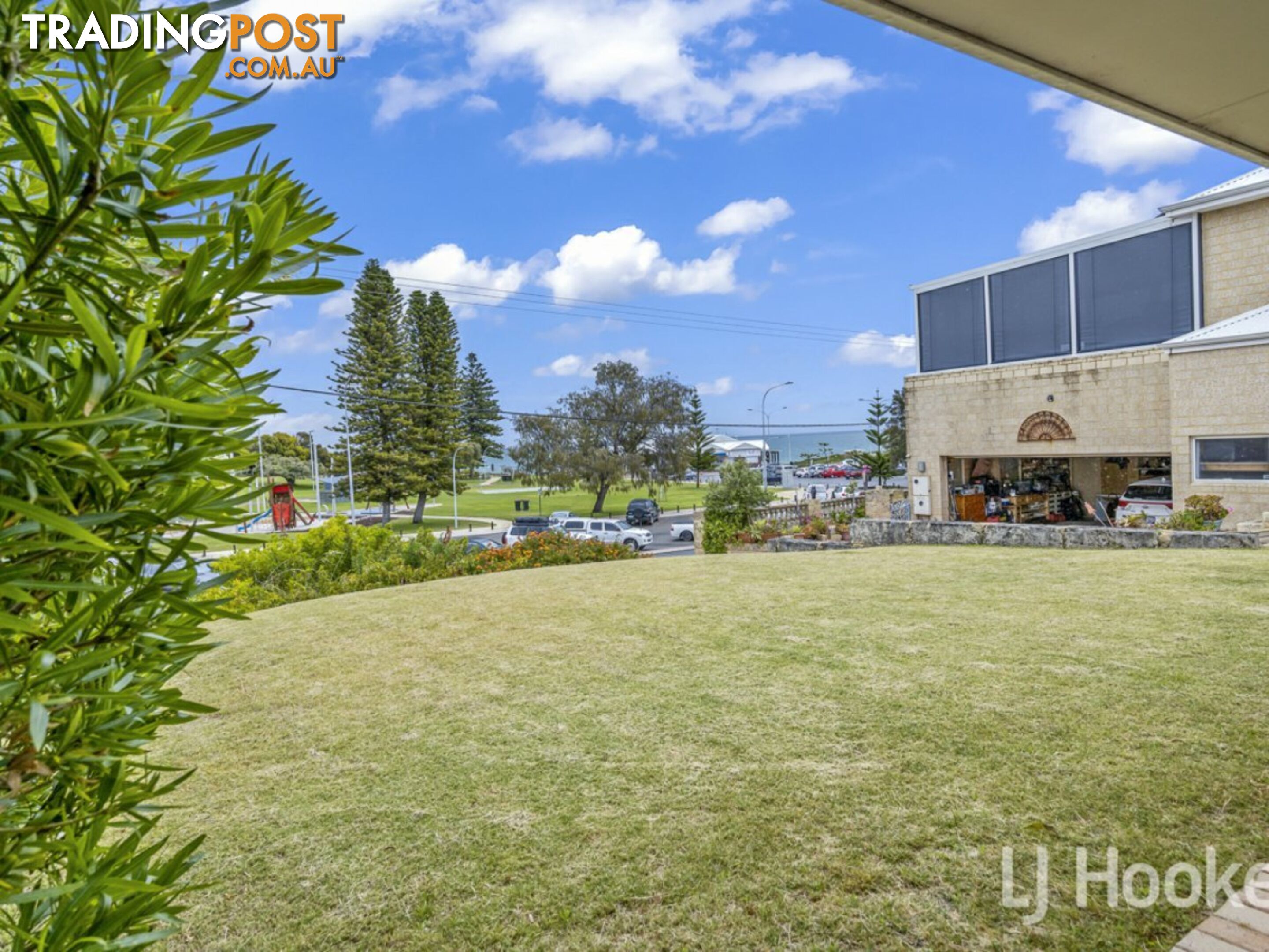 2 Oceanside Promenade MULLALOO WA 6027