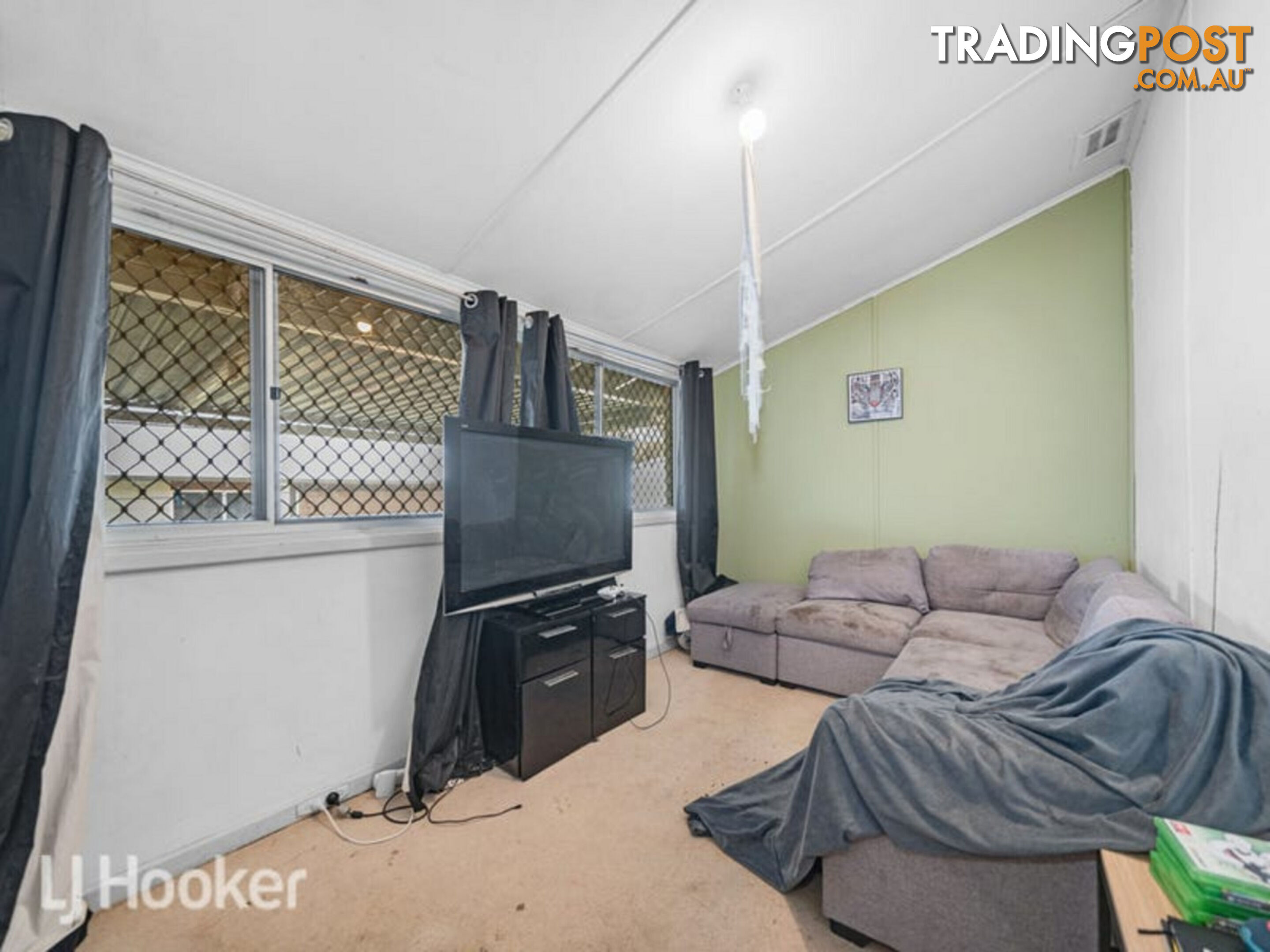 12 Lee Street MORLEY WA 6062