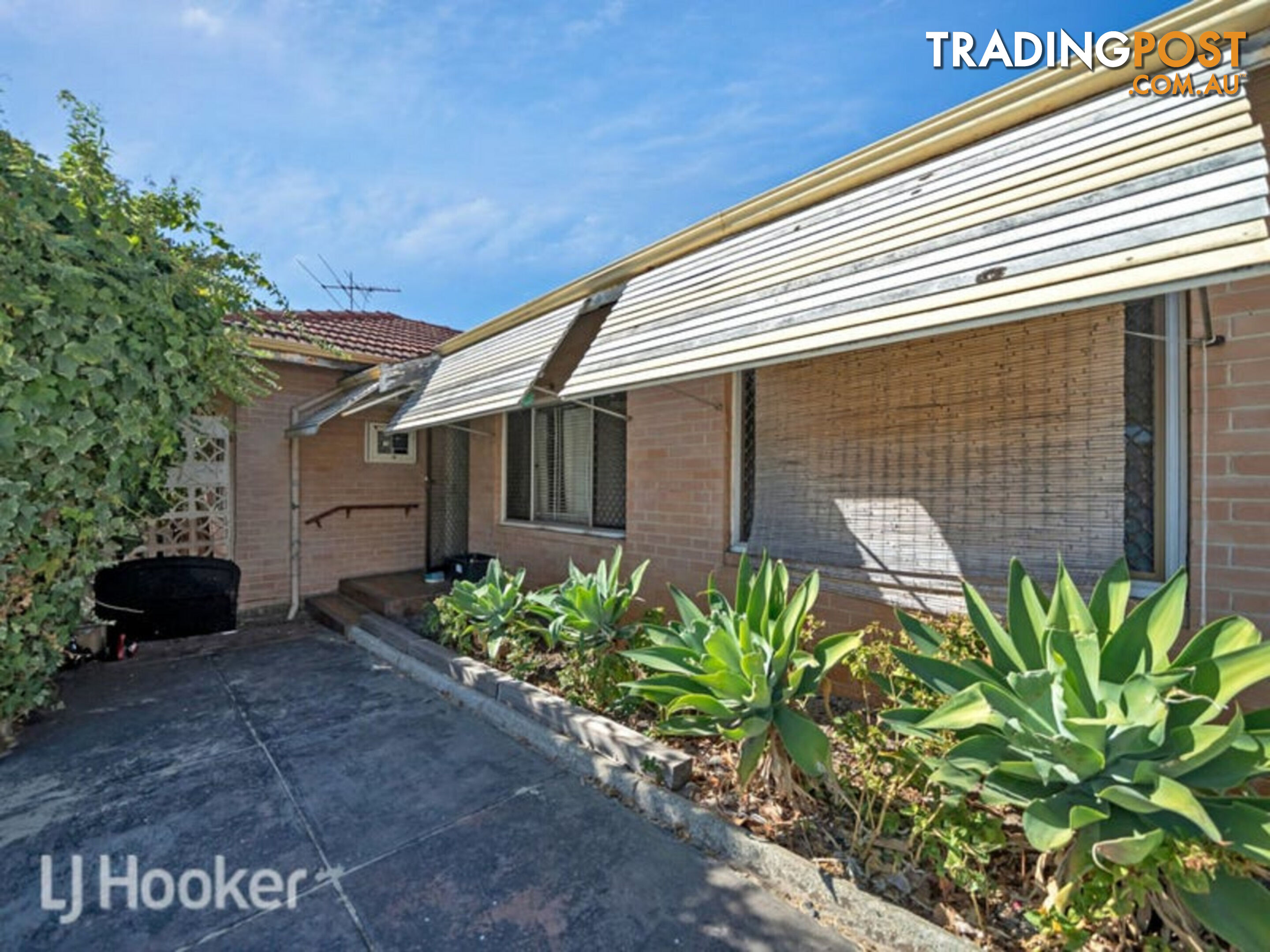 12 Lee Street MORLEY WA 6062