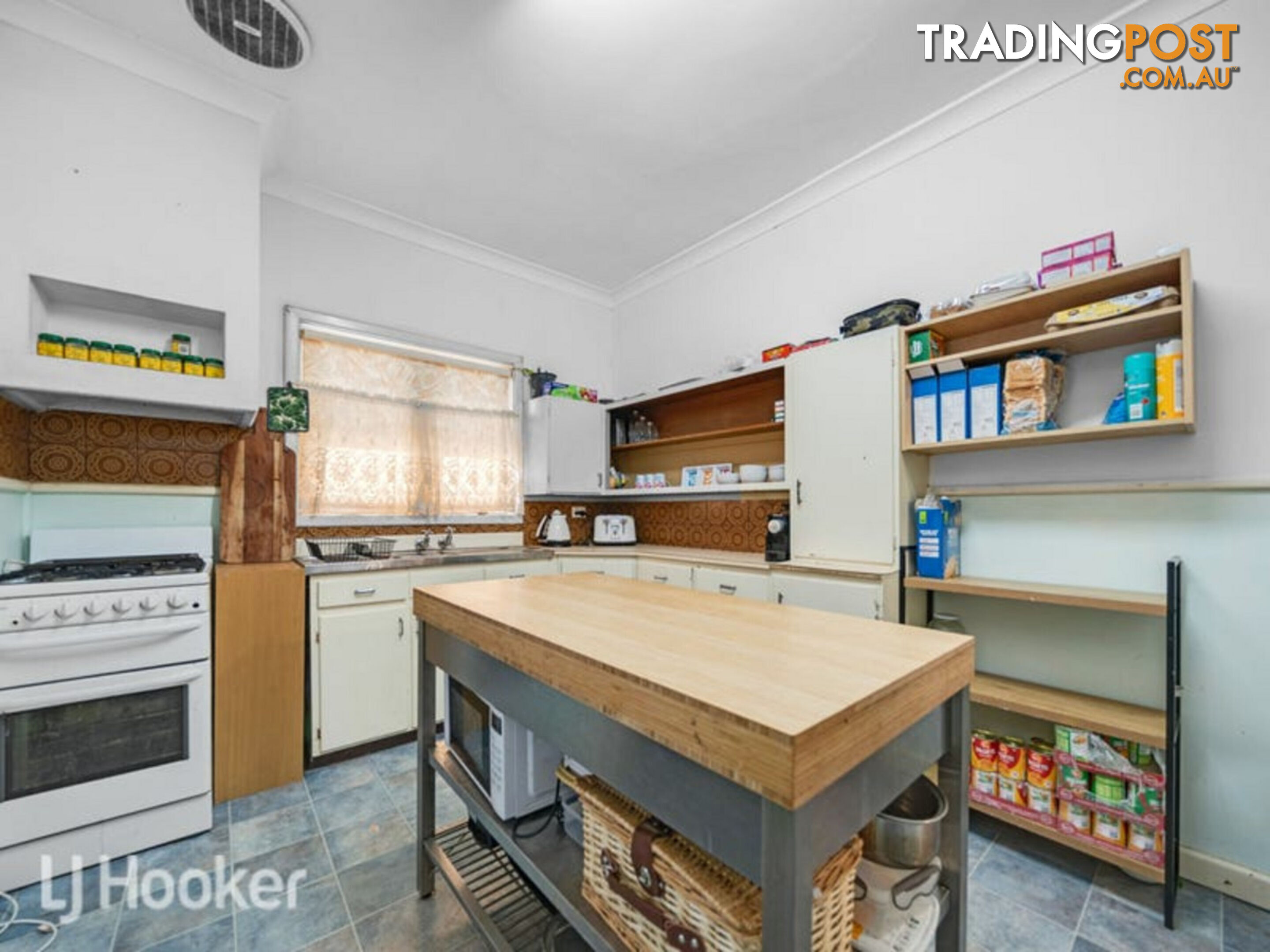 12 Lee Street MORLEY WA 6062