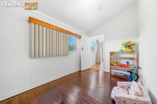 8 Plummer Street EAST VICTORIA PARK WA 6101