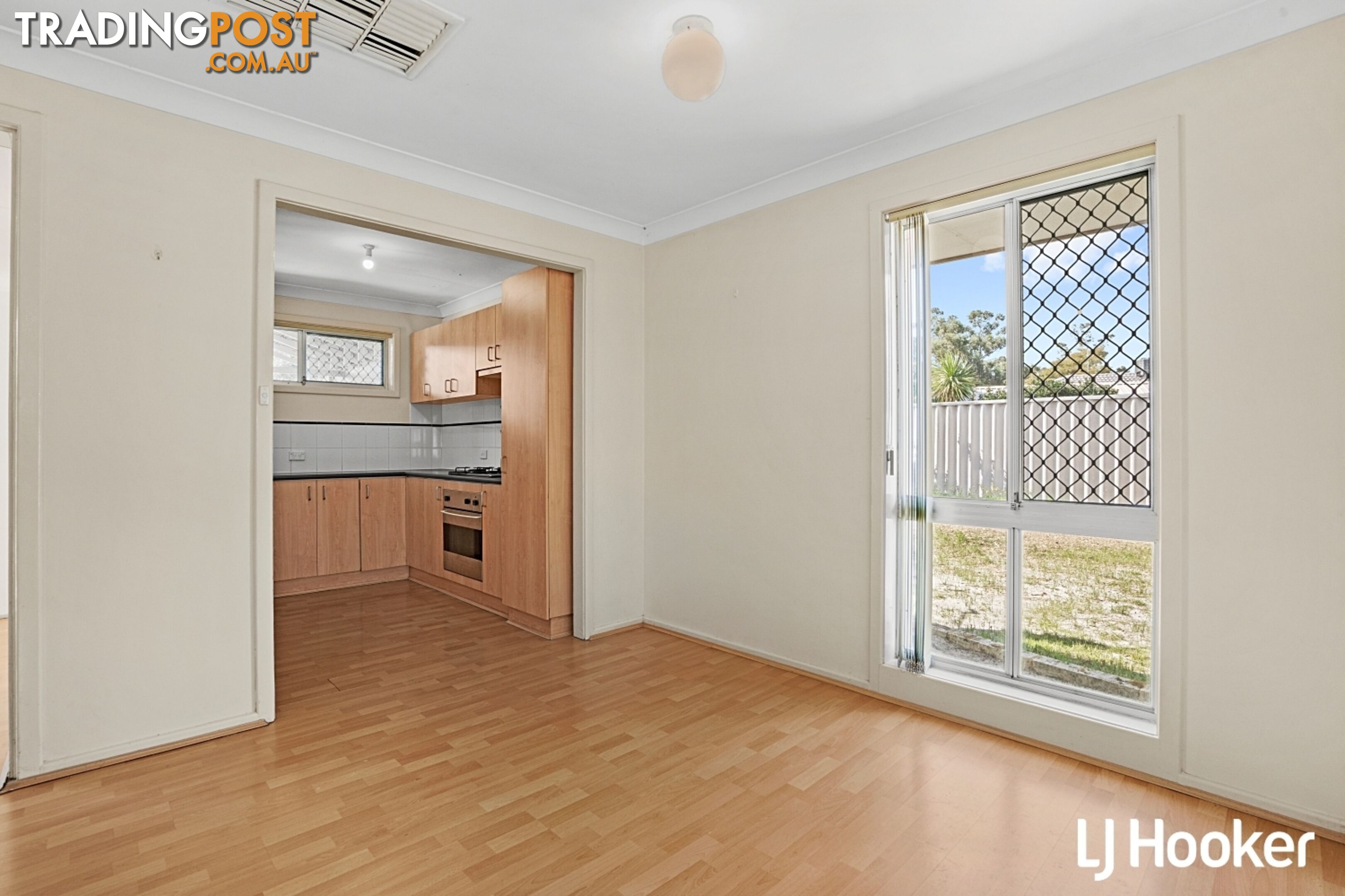 8 Wandarra Close KARAWARA WA 6152