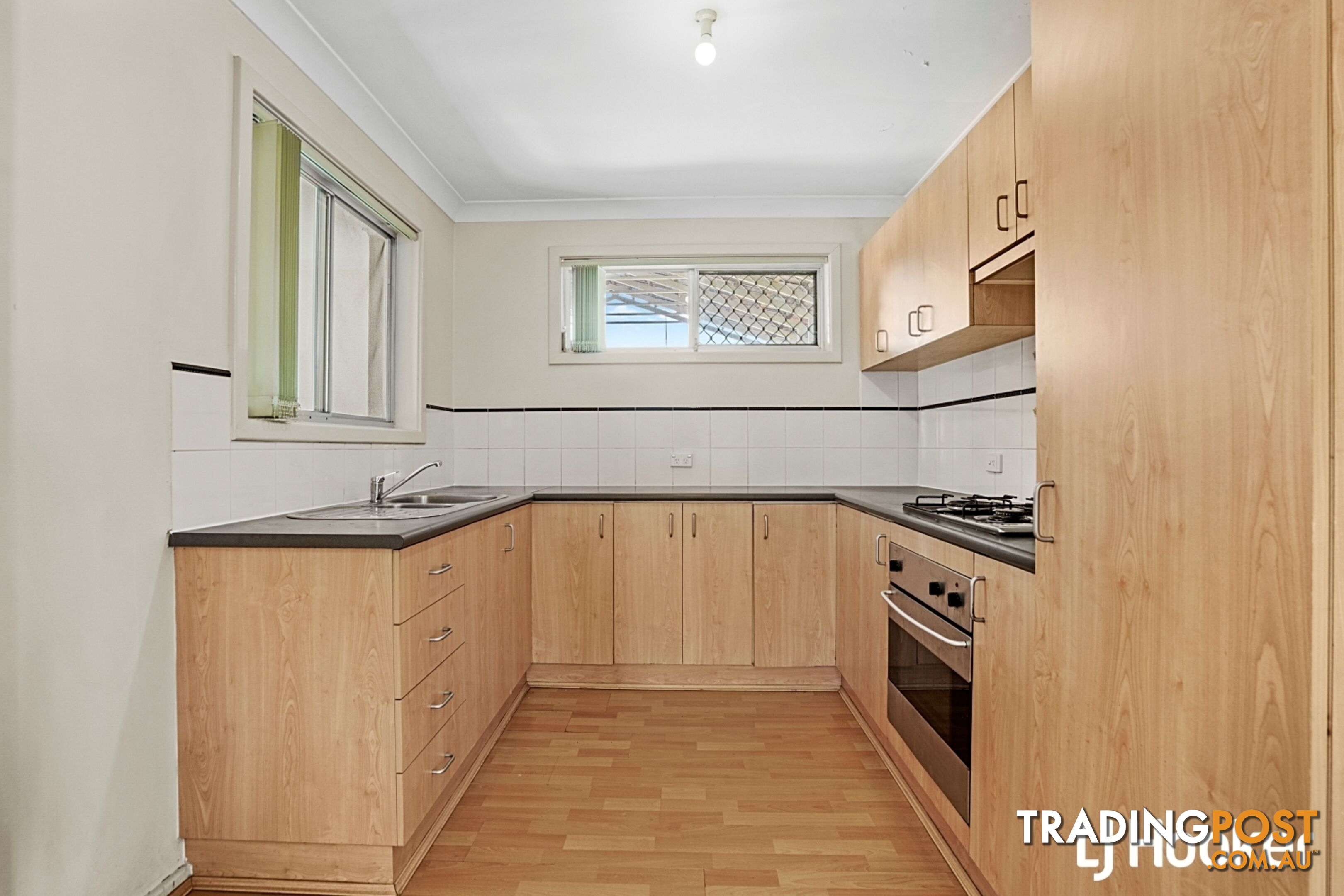 8 Wandarra Close KARAWARA WA 6152