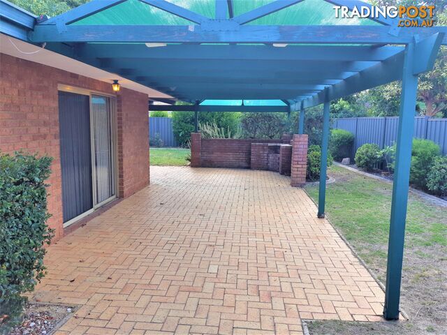 22 Larkspur Place THORNLIE WA 6108