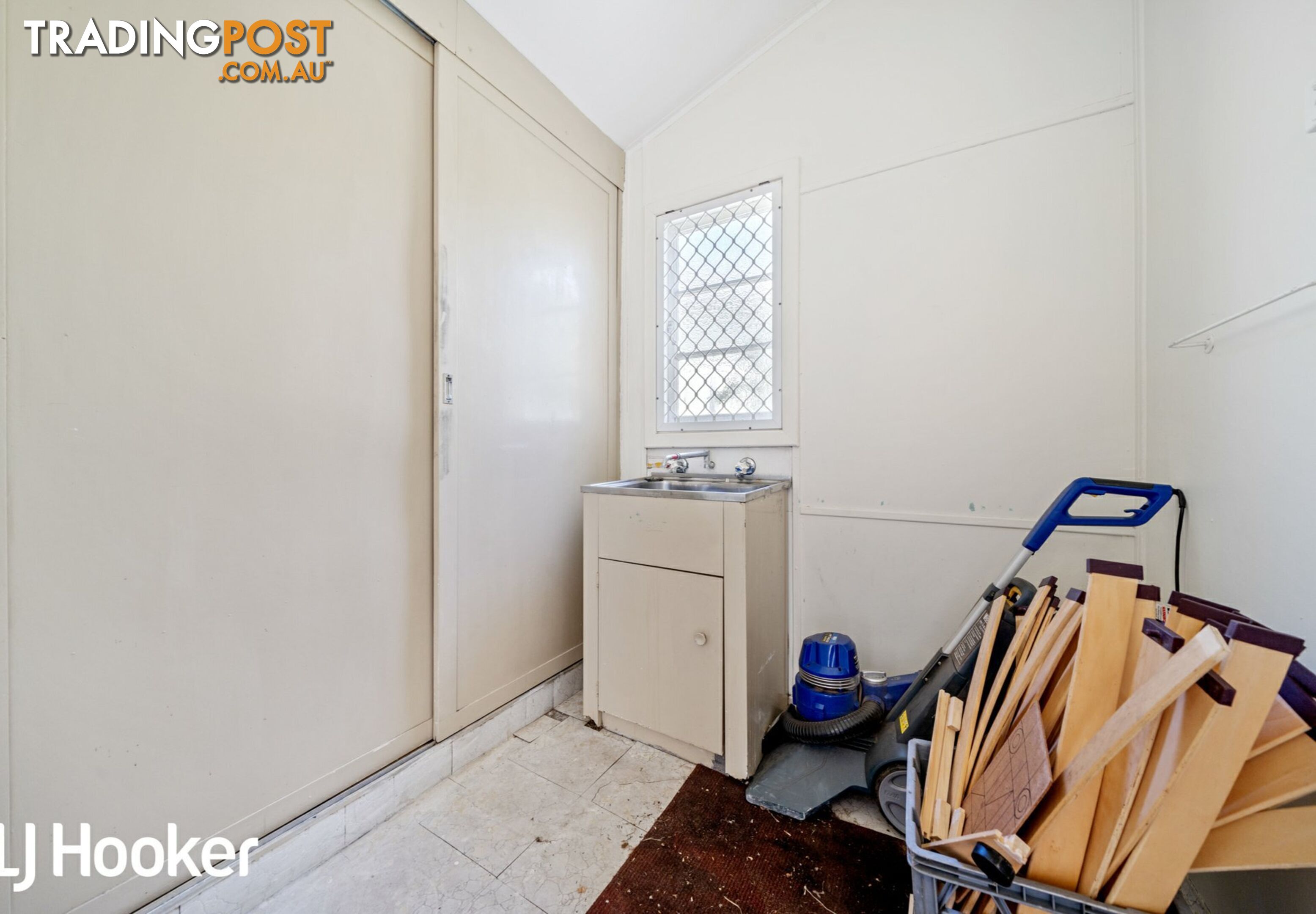 8 Plummer Street EAST VICTORIA PARK WA 6101