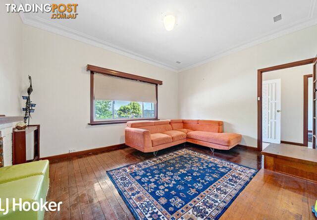 8 Plummer Street EAST VICTORIA PARK WA 6101