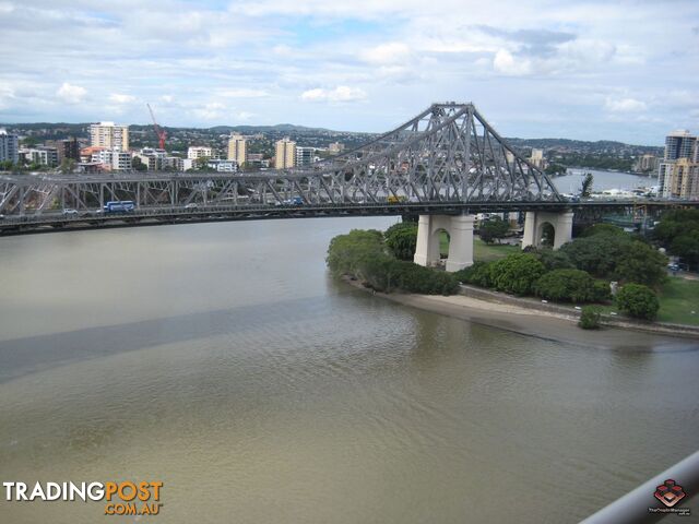 ID:3892745/32 Macrossan Street Brisbane City QLD 4000