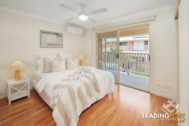 ID:21196380 56 Wright Street Carindale QLD 4152 - photo 5 of 13