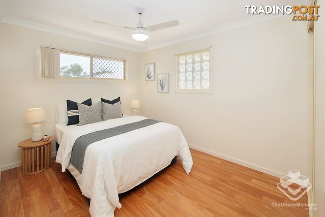 ID:21196380 56 Wright Street Carindale QLD 4152 - photo 3 of 13