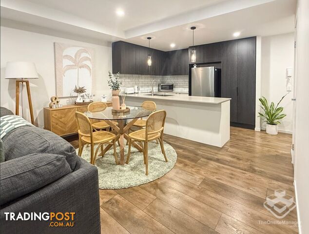 ID:21196555 30 Careel Close Helensvale QLD 4212 - photo 2 of 6