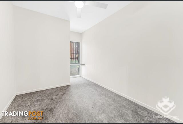 ID:21196555 30 Careel Close Helensvale QLD 4212 - photo 3 of 6