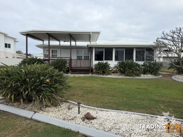 Point Vernon QLD 4655