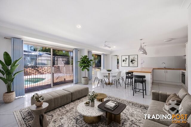 2 Trentham Court Parkwood QLD 4214 - photo 3 of 12