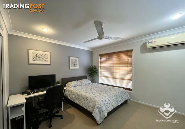 Oxley QLD 4075