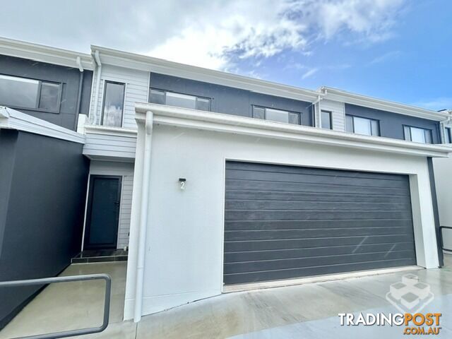 2 56 Hamilton Road Woodford QLD 4514
