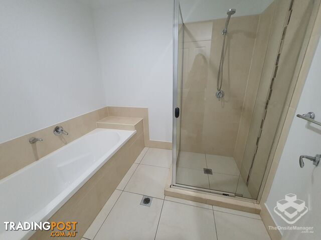 Coomera QLD 4209 - photo 2 of 3