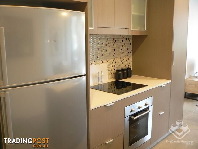 ID:21195519 616 Main Street Kangaroo Point QLD 4169 - photo 3 of 15