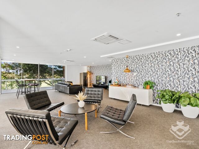 ID:21196490 17 Bath Street Labrador QLD 4215 - photo 2 of 4