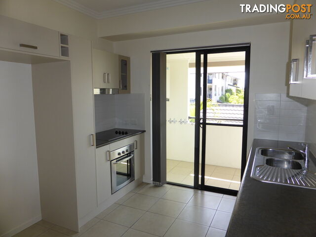 ID:21105819/6-24 Henry Street West End QLD 4810