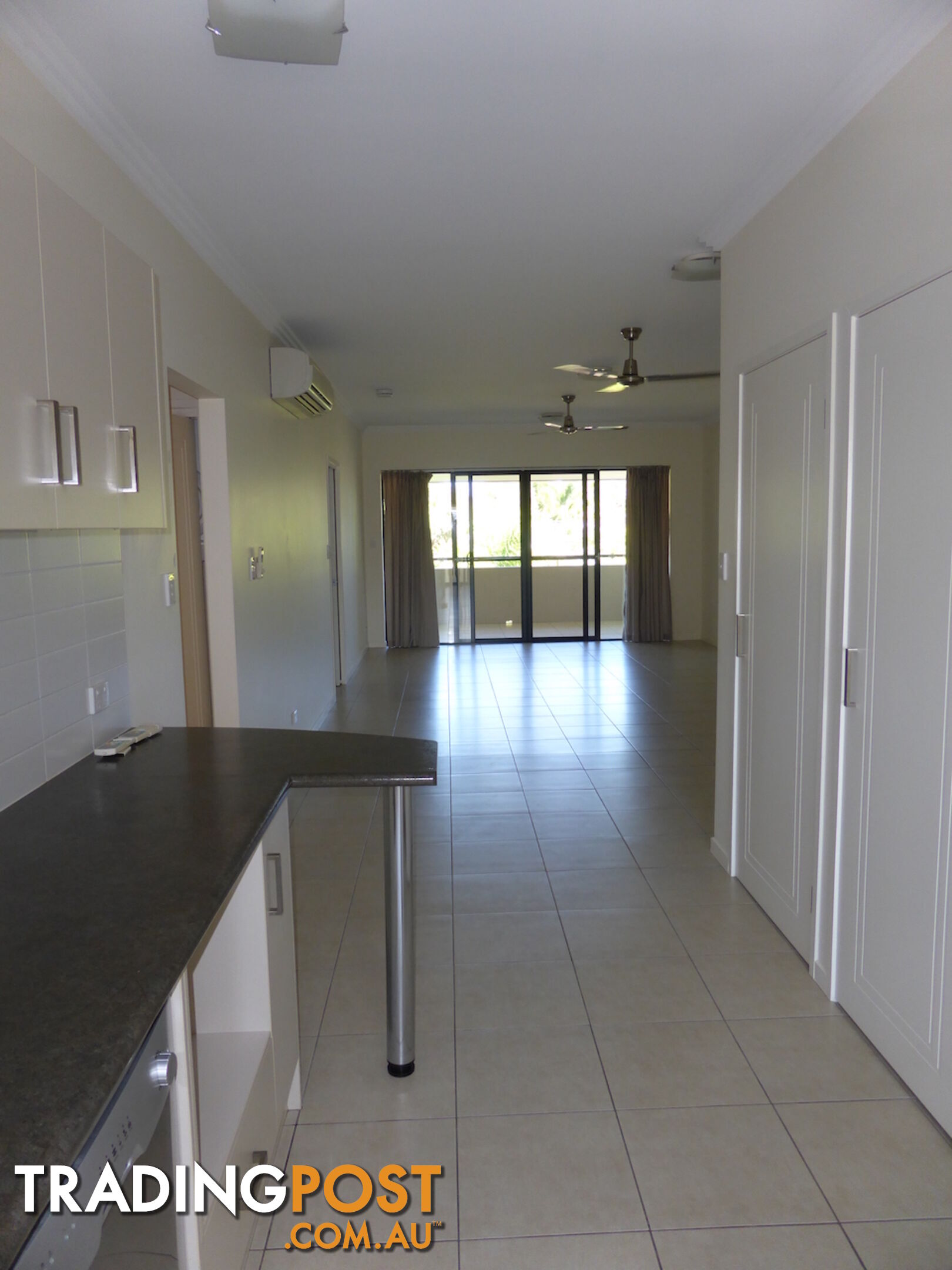 ID:21105819/6-24 Henry Street West End QLD 4810