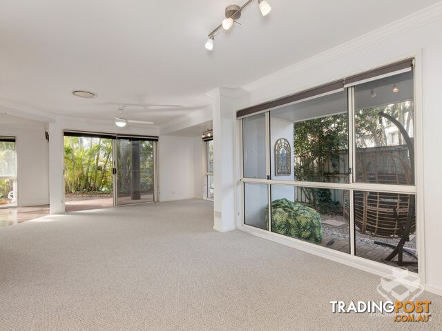 45 82 Limetree Parade Runaway Bay QLD 4216 - photo 3 of 20