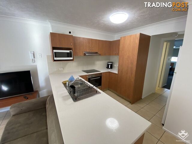 ID:21152773 129-131 Currumburra Road Ashmore Qld 4214 - photo 4 of 11